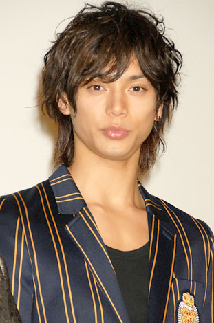 水嶋ヒロ 仕事がない!?3年ぶりテレビ出演 絢香に振り回され